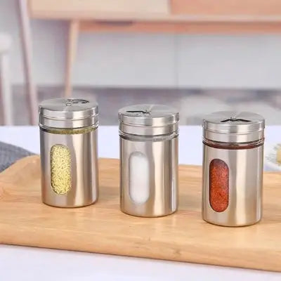 pots a epices acier inoxydable cuisine rangement bocal verre distributeur fenetre bois
