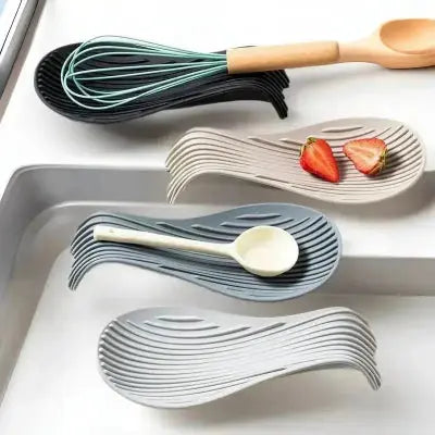 repose cuillere silicone noir gris beige blanc ustensile cuisine organisateur plan de travail design moderne